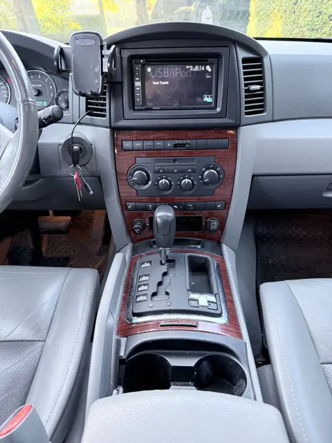 Middenconsole met Pioneer-touchscreen